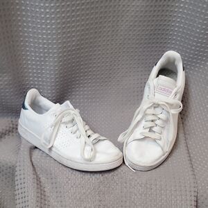Adidas Advantage White and Clear Lilac Size 7.5